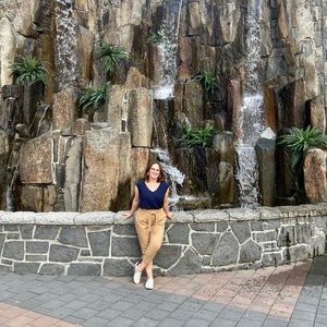 Meet your Posher, Cheri